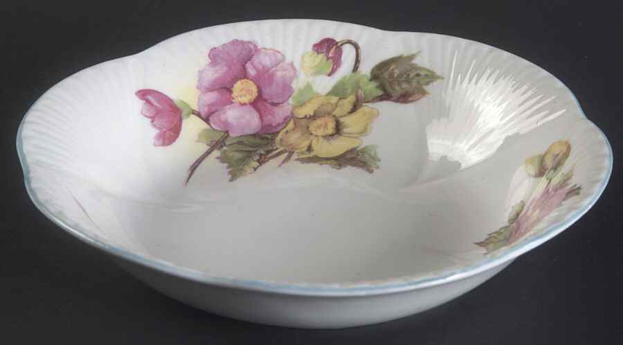 Begonia (Dainty Shape) Fruit/Dessert (Sauce) Bowl by Shelley-1
