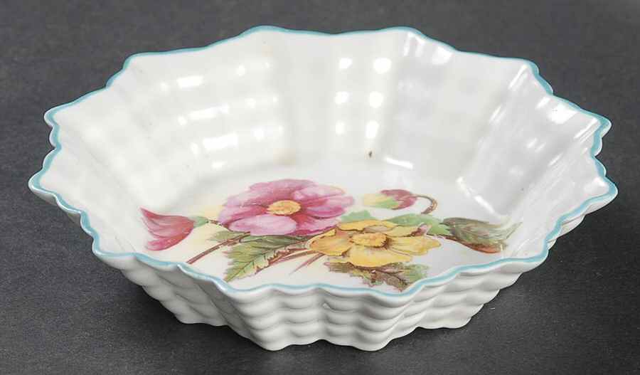 Begonia (Dainty Shape) 4" Round Sweet Dish by Shelley-1