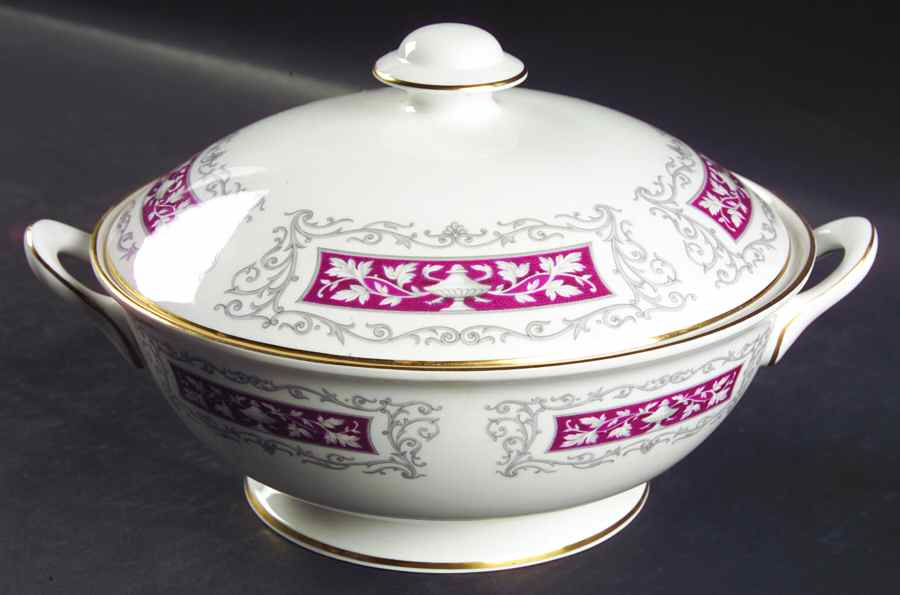 Blenheim Maroon Round Covered Vegetable by Shelley-1