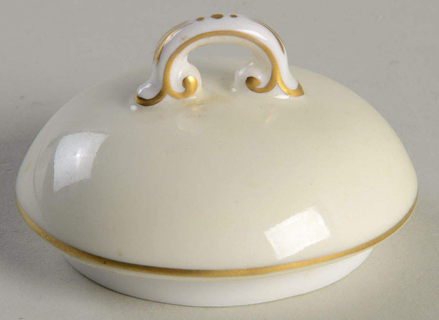 Bridal Wreath Lid for Sugar Bowl by Shelley-1