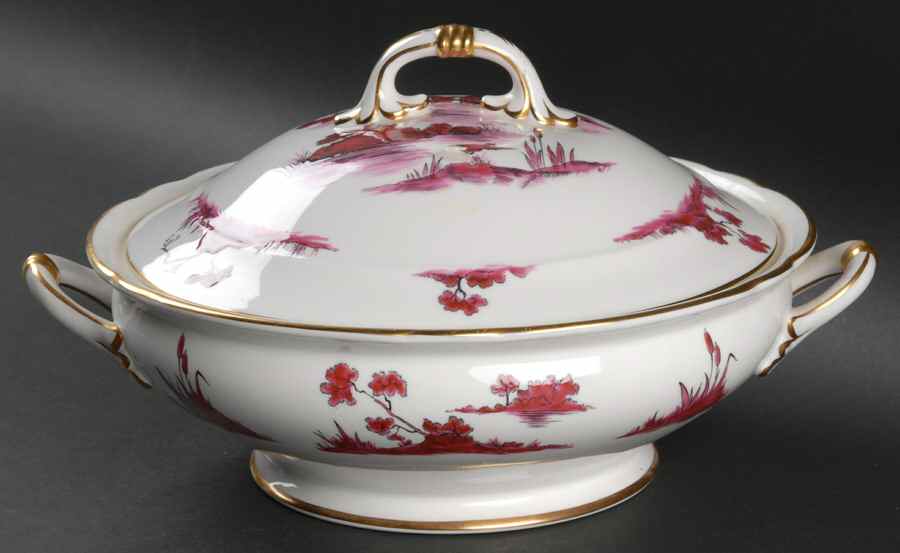Castle Pink (Gold Trim) Round Covered Vegetable by Shelley-1