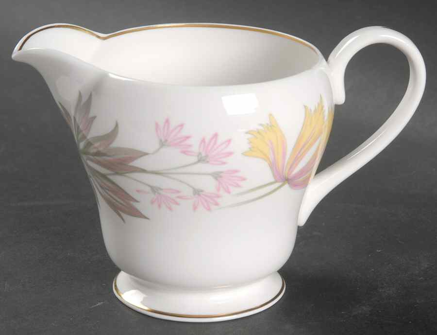 Columbine (Smooth) Creamer by Shelley-1