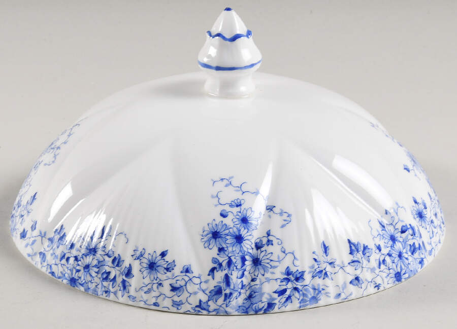 Dainty Blue Lid for Muffin Dish by Shelley-1