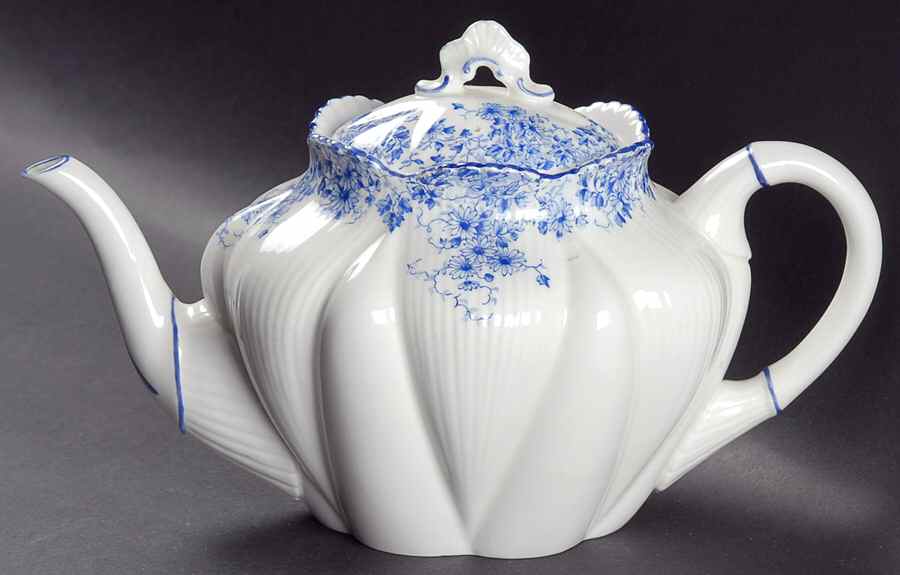 Dainty Blue Teapot & Lid by Shelley-1
