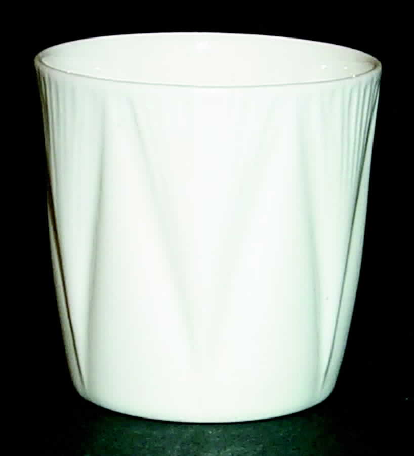 Dainty White (No Trim) Single Egg Cup by Shelley-1