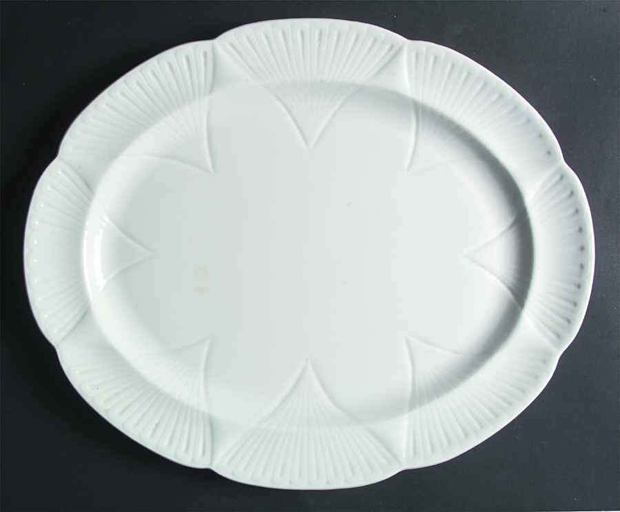 Dainty White (No Trim) 15" Oval Serving Platter by Shelley-1