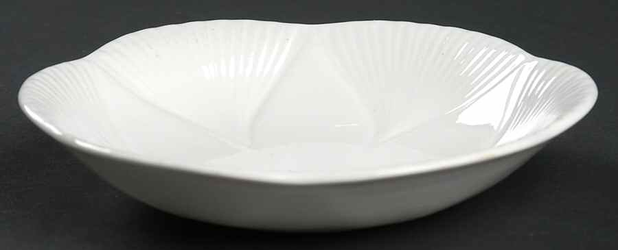 Dainty White (No Trim) Coupe Cereal Bowl by Shelley-1