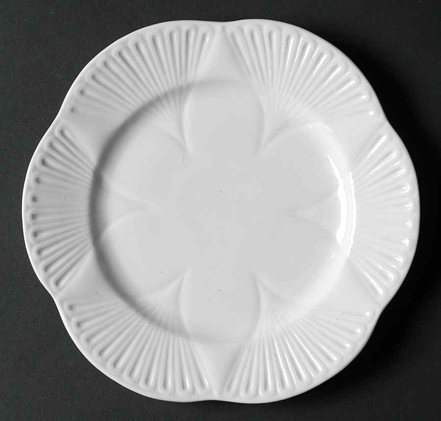 Dainty White (No Trim) Dessert/Pie Plate by Shelley-1