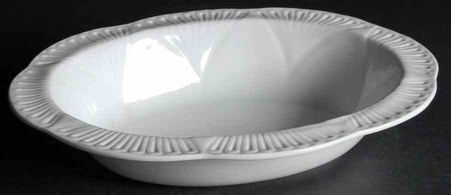 Dainty White (No Trim) 9" Oval Vegetable Bowl by Shelley-1