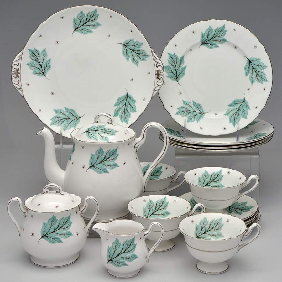 Drifting Leaves 18 Piece Estate Set by Shelley-1