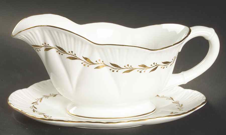 Elegance Gravy Boat & Underplate by Shelley-1