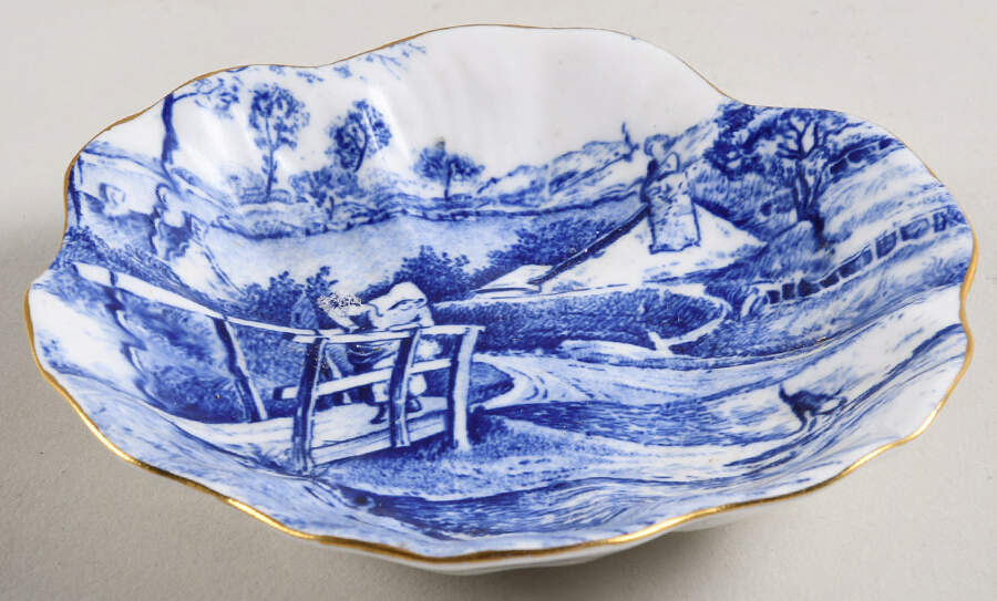 Glorious Devon Nut Dish by Shelley-1