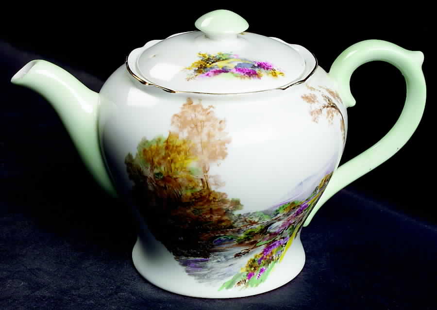 Heather (Gainsborough) Mini Teapot & Lid by Shelley-1