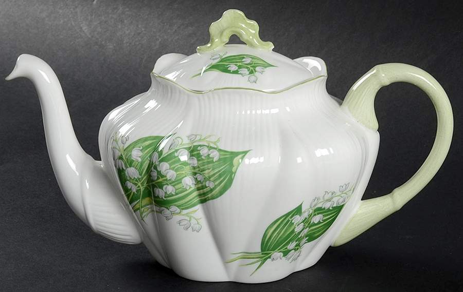 Lily of The Valley (Green Trim, Dainty Shape) Mini Teapot & Lid by Shelley-1