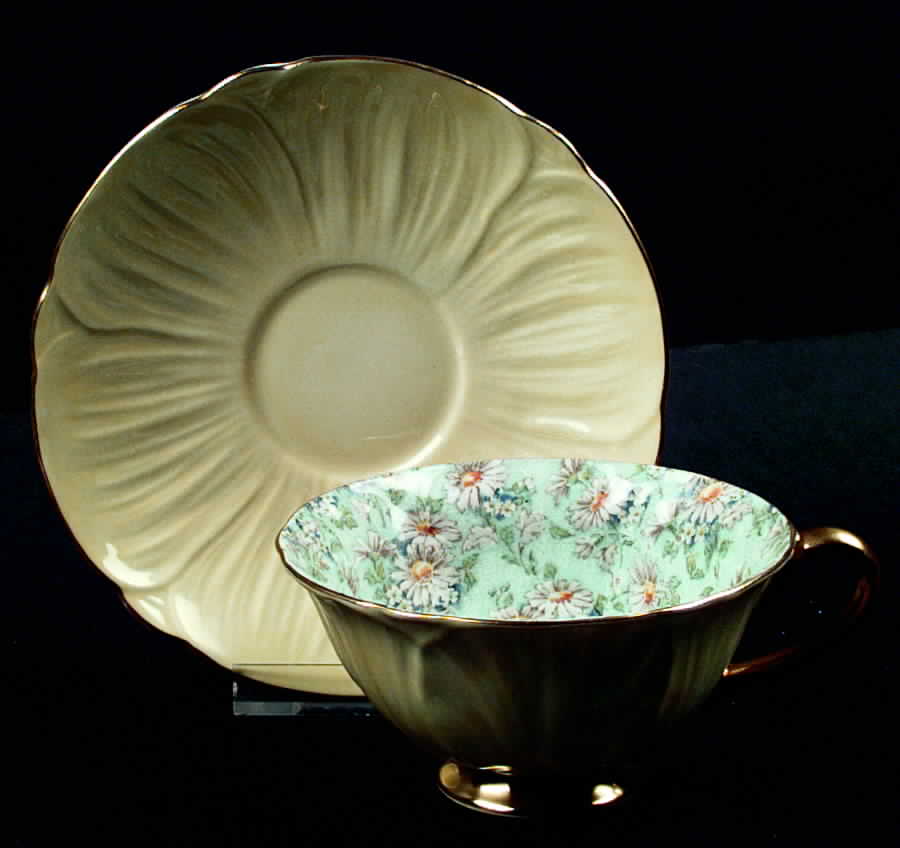 Marguerite (Oleander) Footed Cup & Saucer Set by Shelley-1