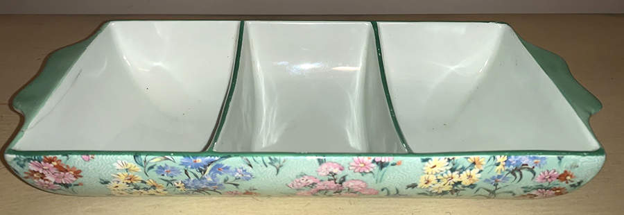 Melody (Henley&New Cambridge Shape, Green) 3 Section Server by Shelley-1