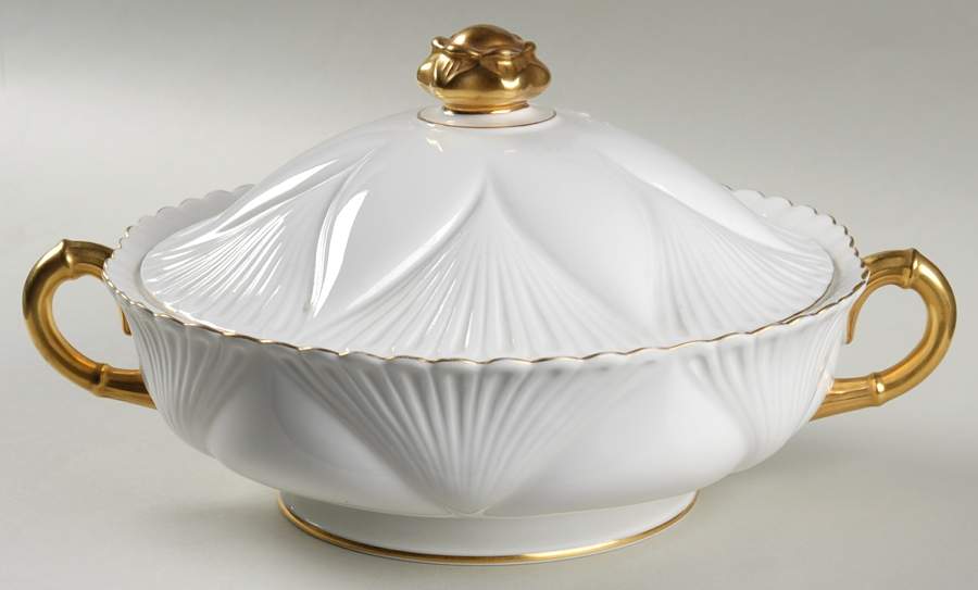 Regency Round Covered Vegetable by Shelley-1