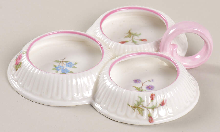 Rose & Red Daisy (Dainty) Tray for Salt/Pepper/Mustard Set by Shelley-1