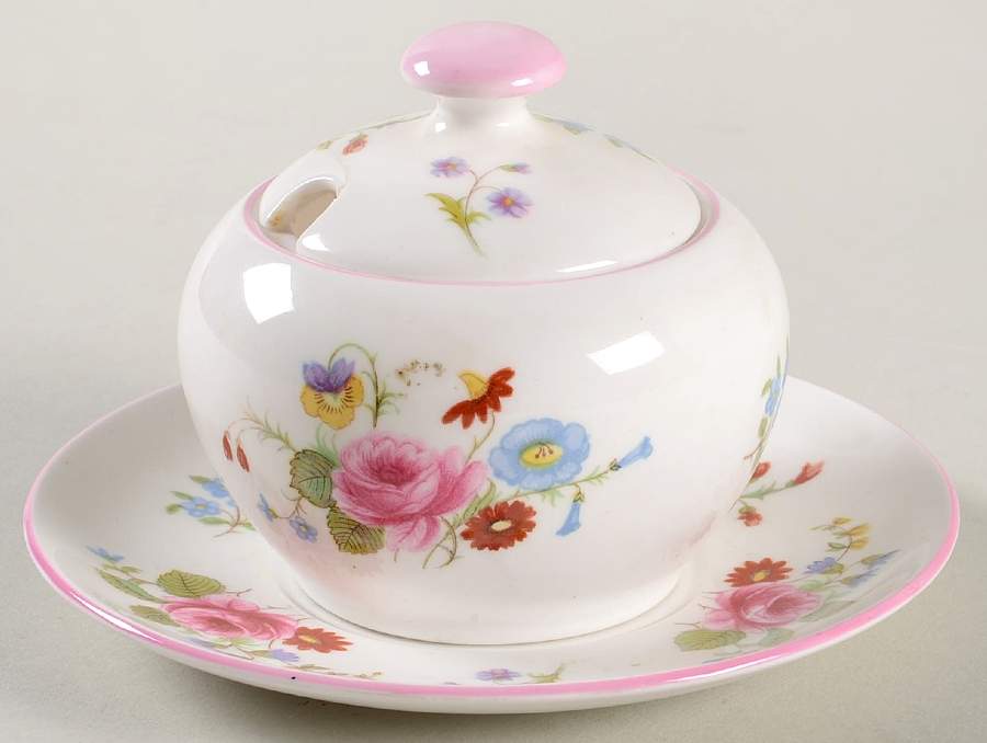 Rose & Red Daisy (Dainty) Mustard & Lid with Underplate by Shelley-1