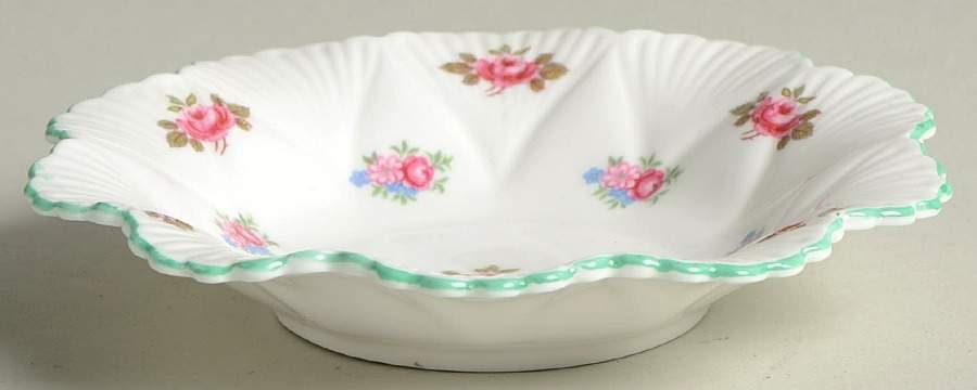 Rosebud (Dainty Shape) Bon Bon by Shelley-1