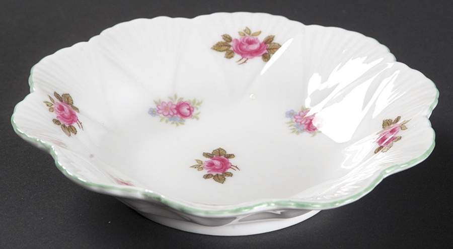 Rosebud (Dainty Shape) Nut Dish by Shelley-1