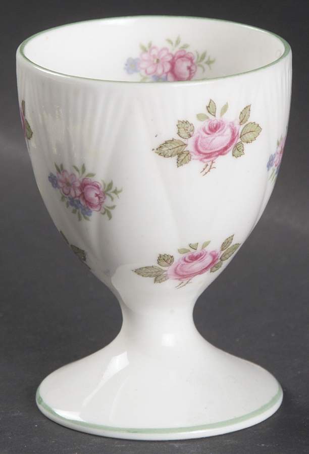 Rosebud (Dainty Shape) Single Egg Cup by Shelley-1