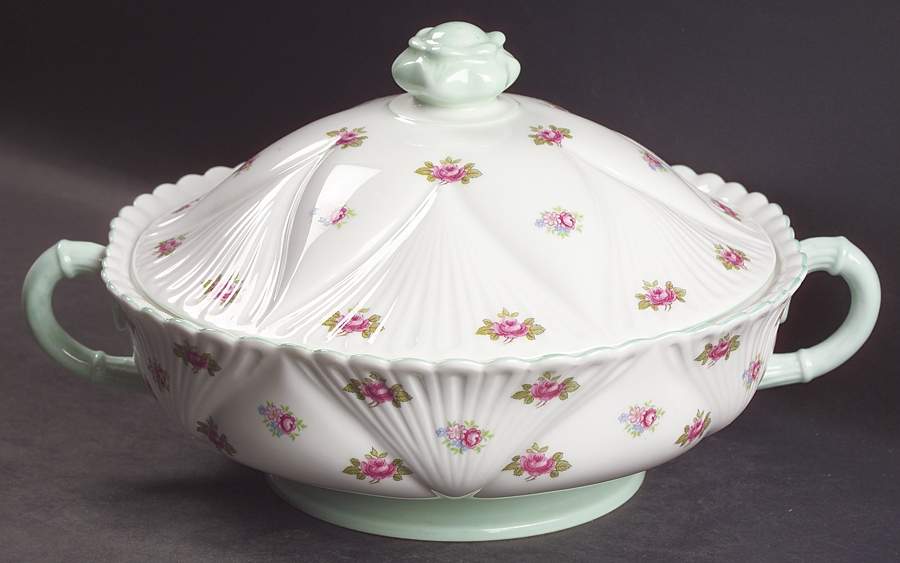 Rosebud (Dainty Shape) Round Covered Vegetable by Shelley-1