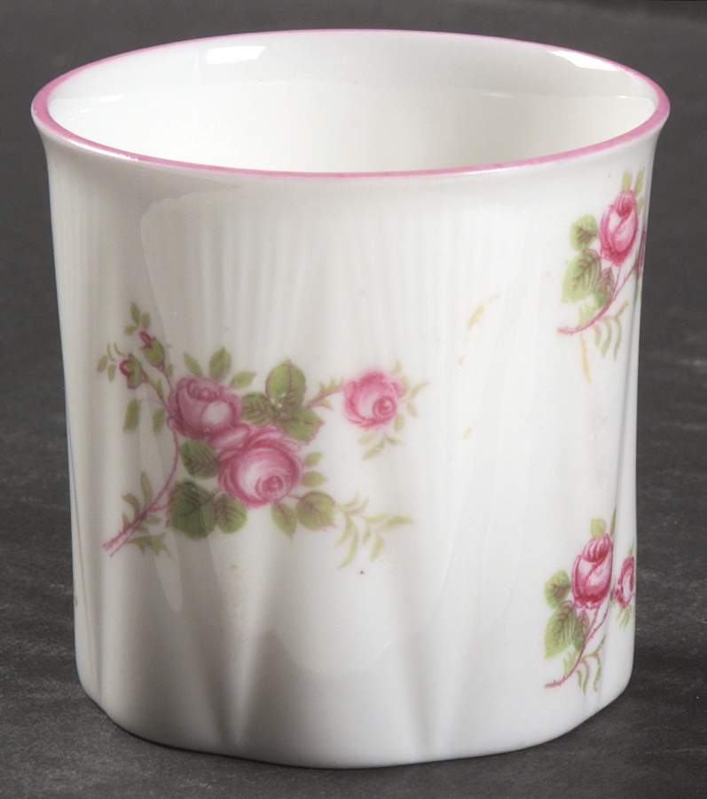 Bridal Rose (Dainty Shape) Cigarette Holder by Shelley-1