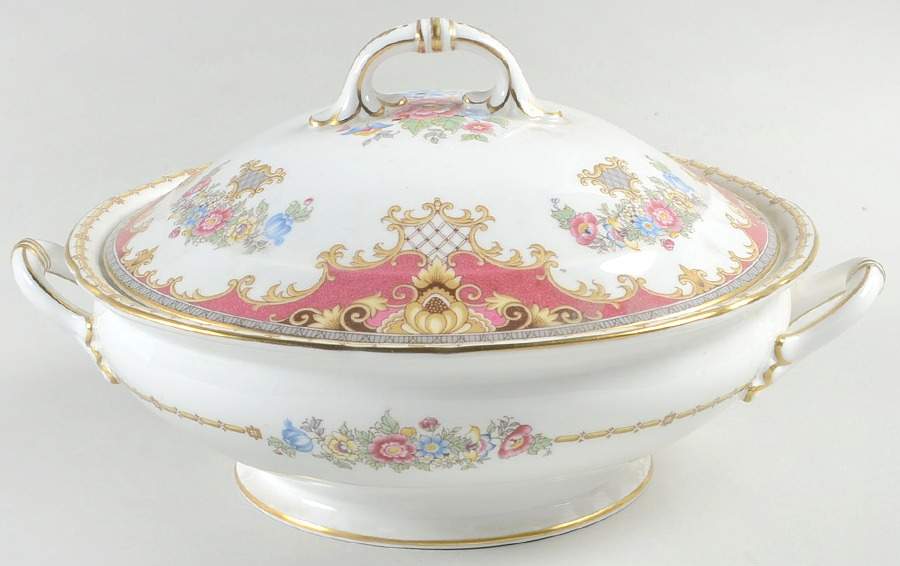 Sheraton Pink (13289, Scalloped) Round Covered Vegetable by Shelley-1