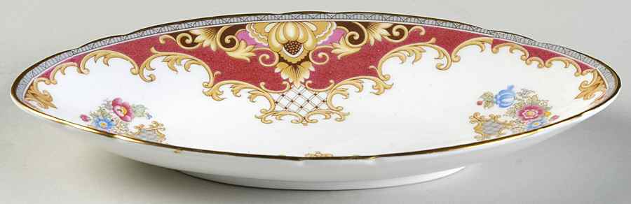 Sheraton Pink (13289, Scalloped) Relish by Shelley-1