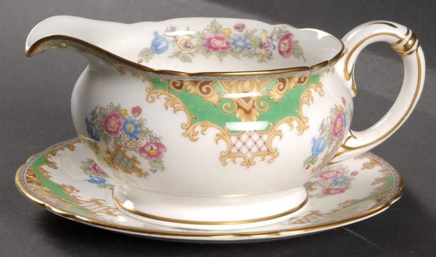 Sheraton Green (Scalloped) Gravy Boat & Underplate by Shelley-1