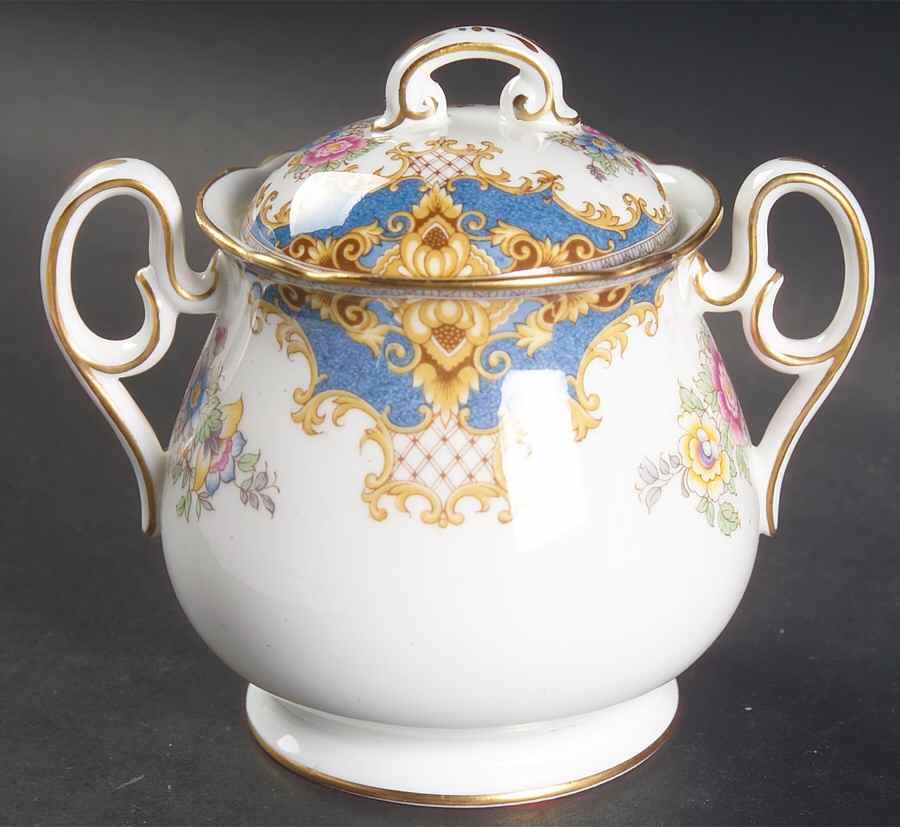 Sheraton Blue (Scalloped) Sugar Bowl & Lid by Shelley-1