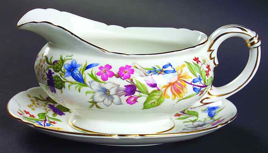 Spring Bouquet (Gainsborough, Scalloped) Gravy Boat & Underplate by Shelley-1