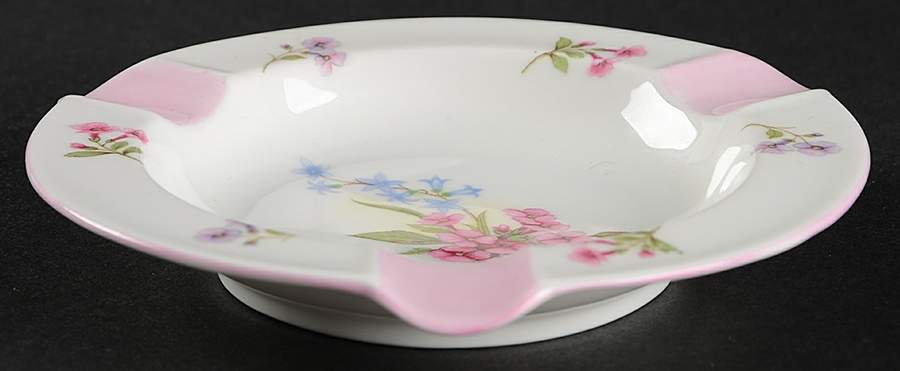 Stocks (Dainty Shape) 5" Ashtray by Shelley-1