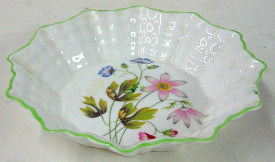 Wild Anemone Round Sweet Meat Dish by Shelley-1