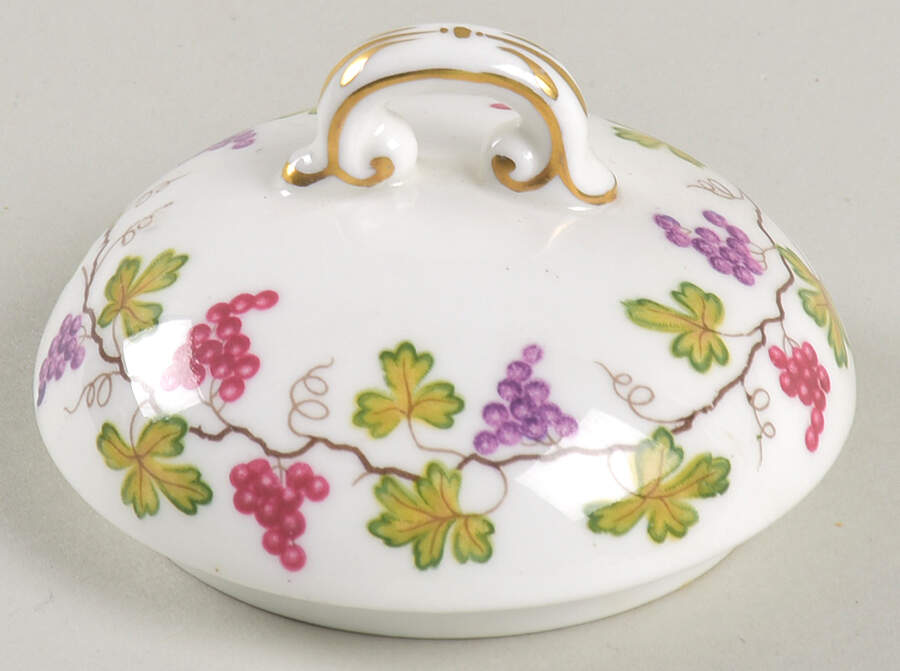 Wine Grape Lid for Sugar Bowl by Shelley-1