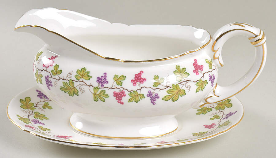 Wine Grape Gravy Boat & Underplate by Shelley-1