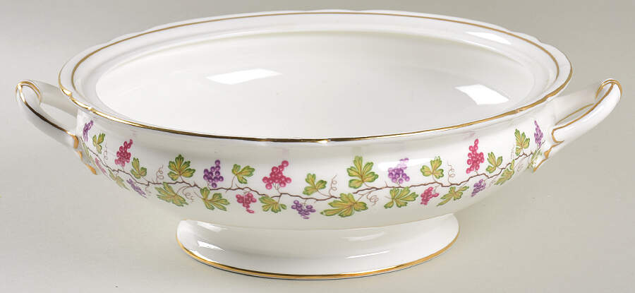 Wine Grape Round Vegetable No Lid by Shelley-1