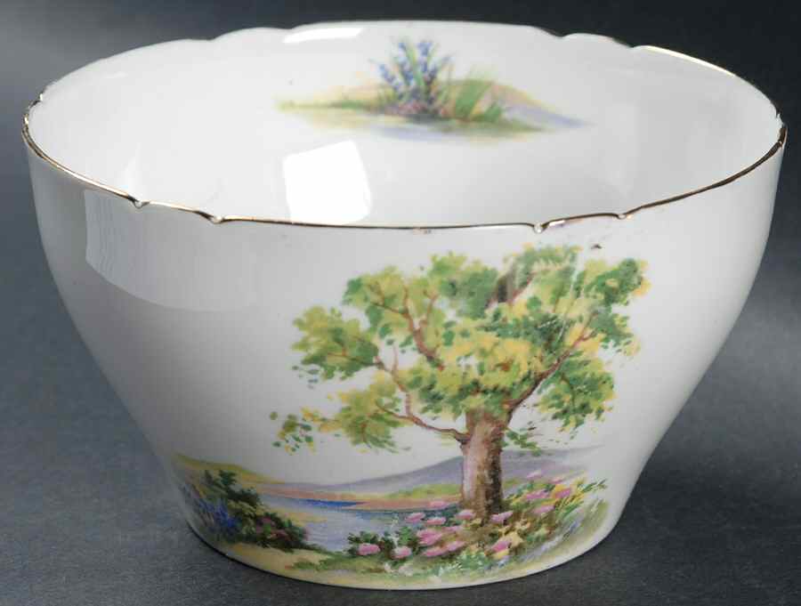 Woodland Cranberry Bowl by Shelley-1