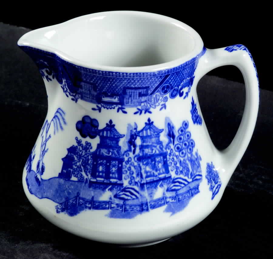 Blue Willow Blue 20 Oz Pitcher by Shenango-1
