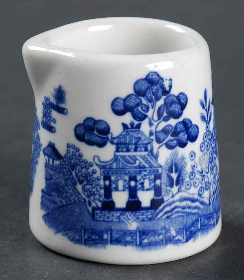 Blue Willow Blue Individual Creamer by Shenango-1