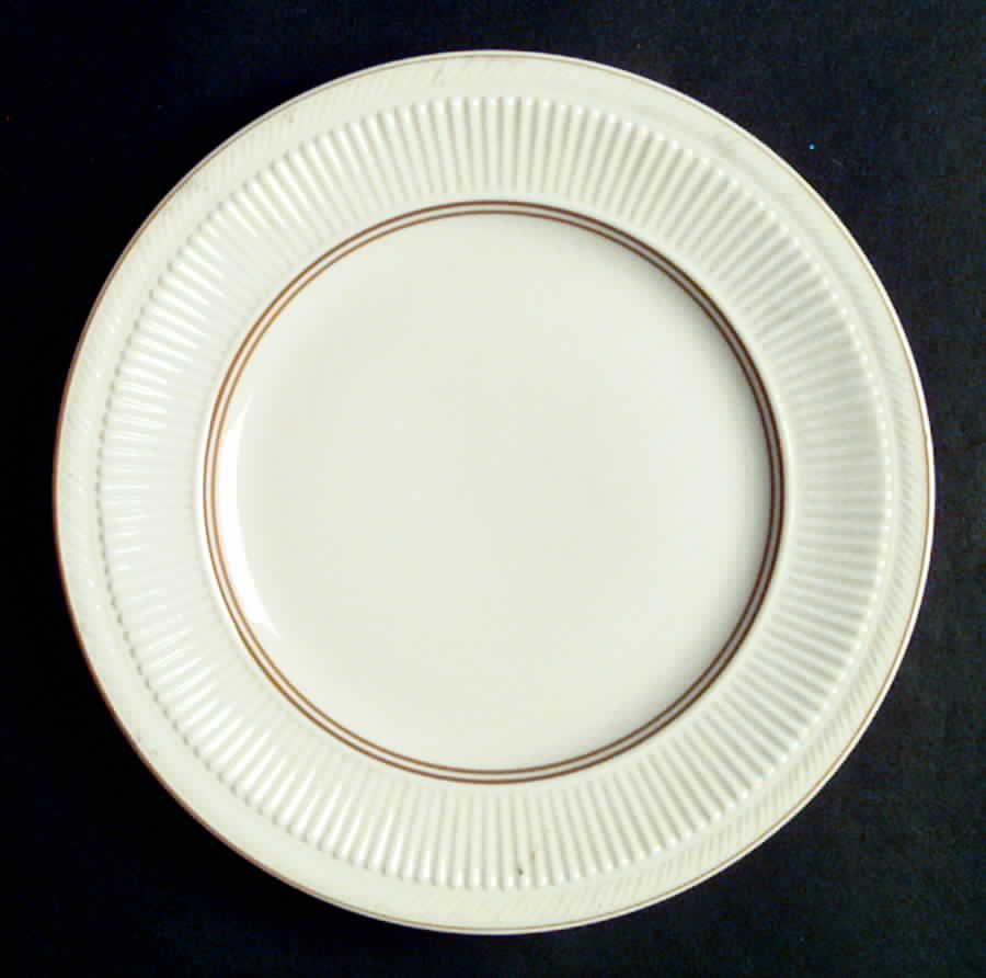 SHO37 Dinner Plate by Shenango-1