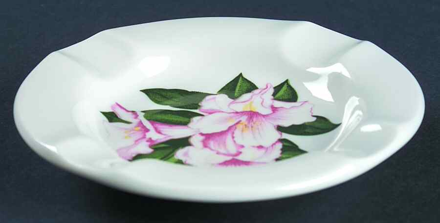 SHO4 Small Ashtray by Shenango-1