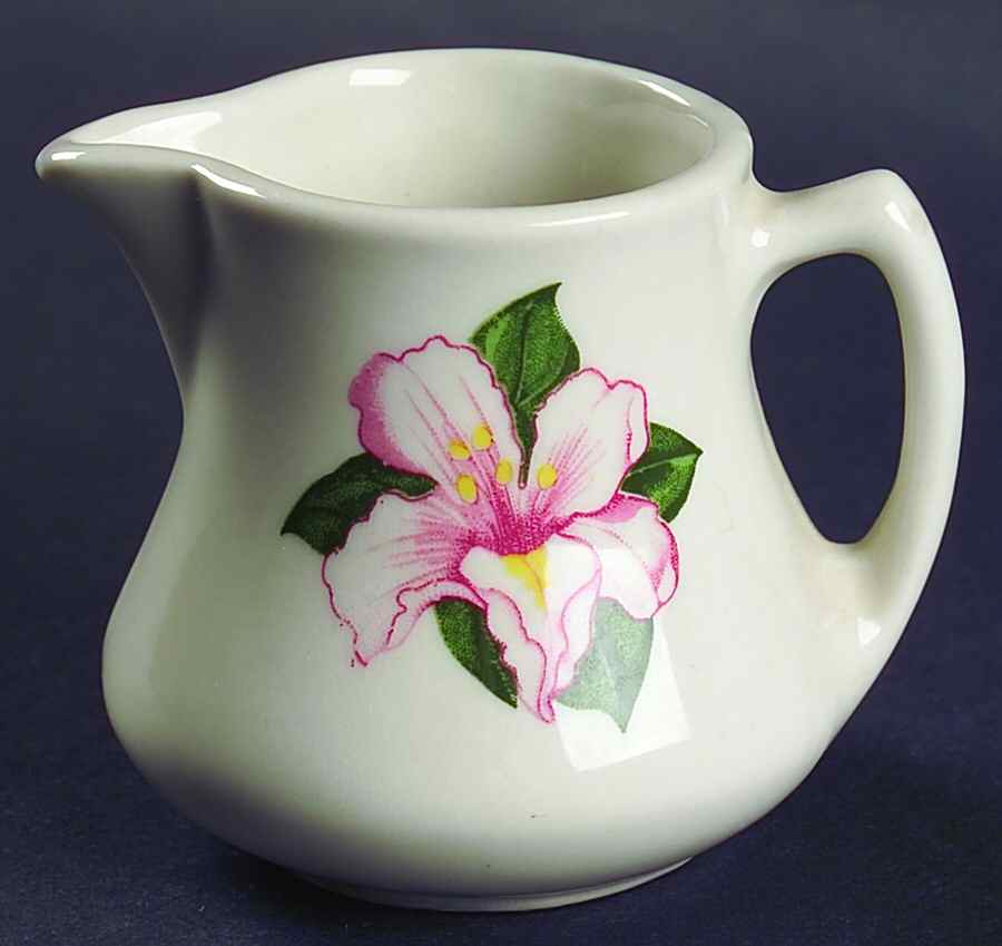SHO4 Creamer by Shenango-1
