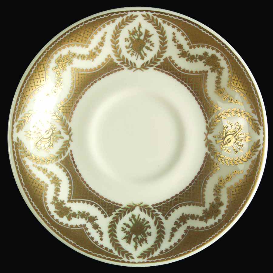 SHO43 Saucer by Shenango-1