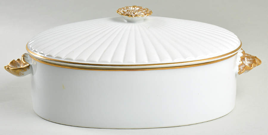 Golden Heirloom 2.75 Quart Oval Covered Casserole by Shafford-1