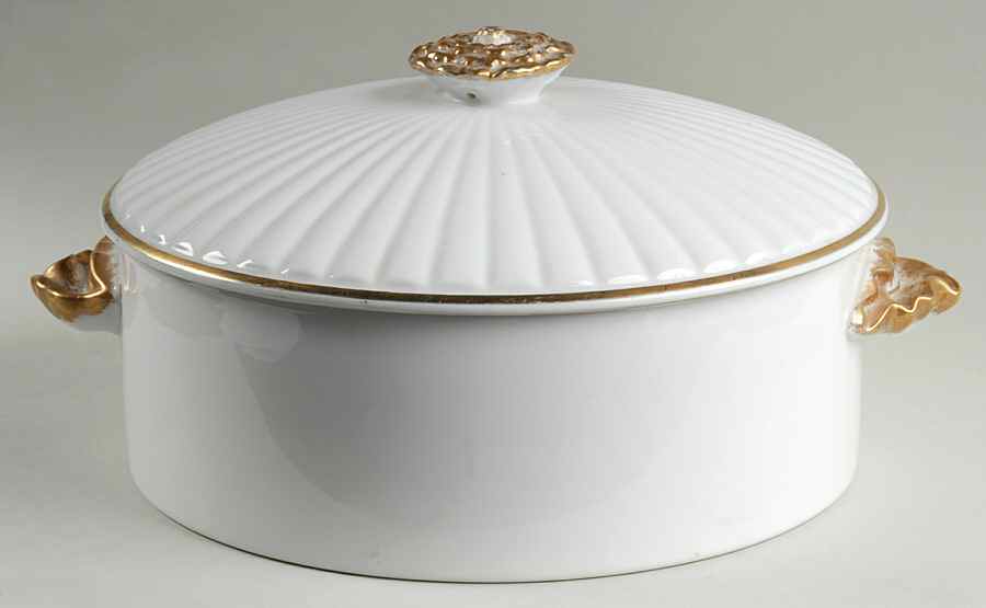 Golden Heirloom 1.5 Qt Round Covered Casserole by Shafford-1
