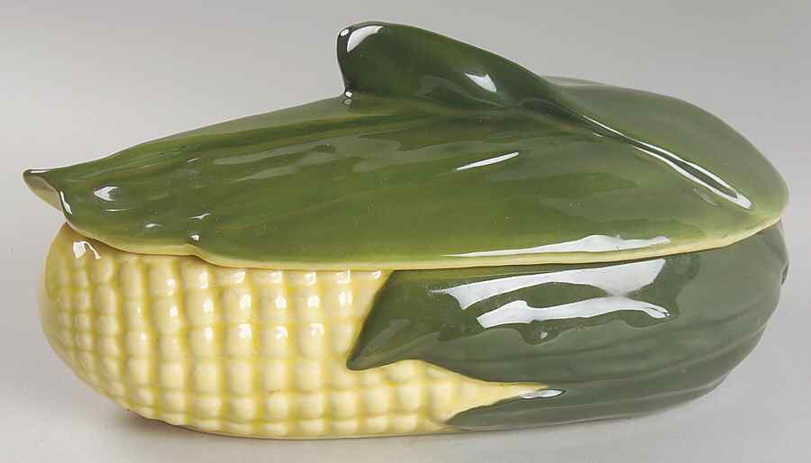Corn Queen 1.5 Quart Oval Covered Casserole by Shawnee-1