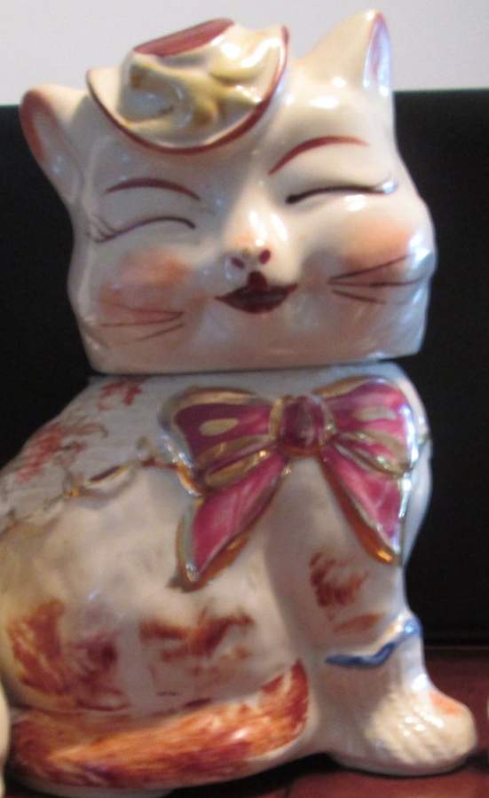 Puss N' Boots Cookie Jar & Lid by Shawnee-1