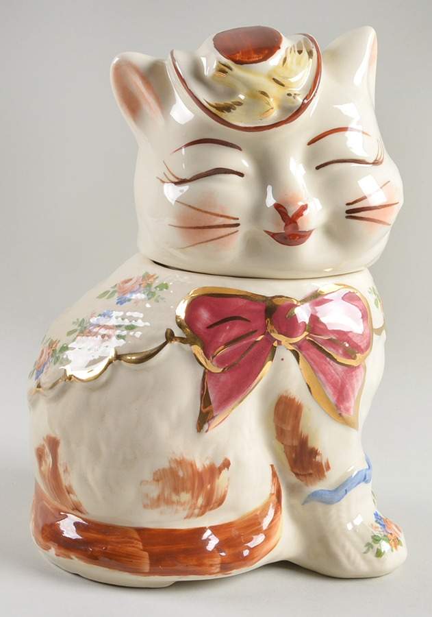 Puss N' Boots Cookie Jar & Lid by Shawnee-1